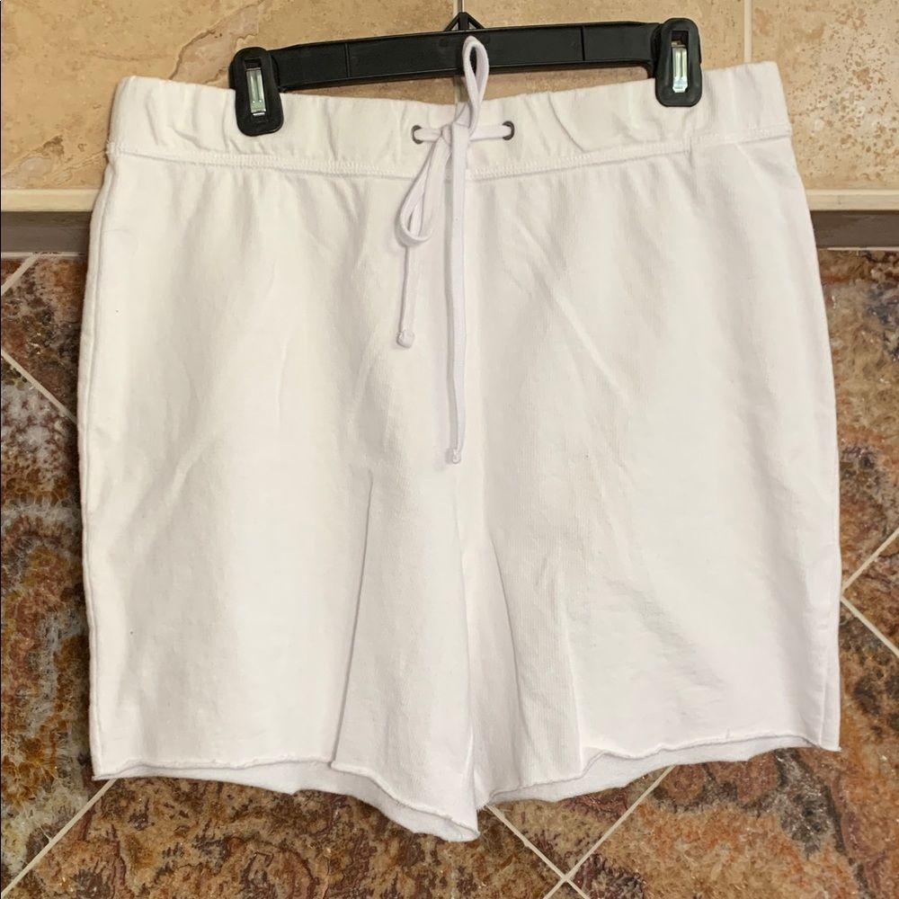 EFFORTLESS LUXURY | James Perse French Terry Sweat Shorts White Size 3 (Large)